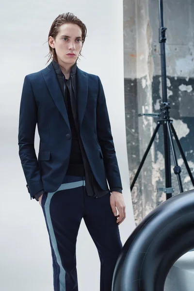Look 30